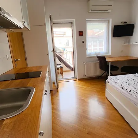 Old Town Apartamento *